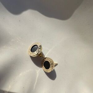 Earrings, real 18k saudi gold.